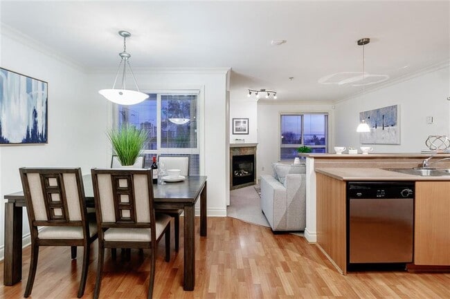 Photo du bâtiment - 128 W 21st St