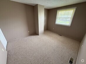 Building Photo - 1382 Northfield Dr