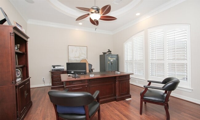 Foto del edificio - 1525 Briar Bend Dr