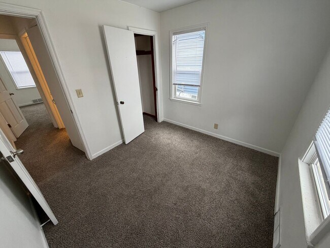 Foto del edificio - Home for rent near Augustana college