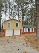 Building Photo - 392 Harmony Grove Rd