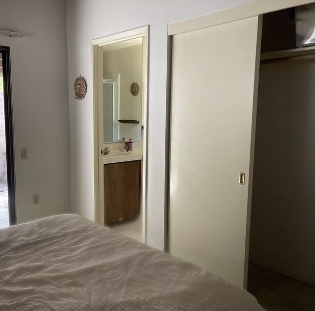 Building Photo - Montecito - One bedroom, one bathroom