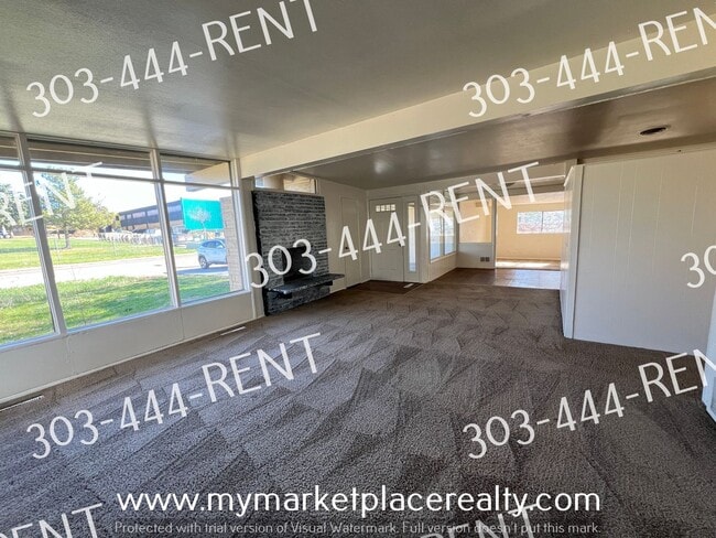 Foto del edificio - 3 Bedroom and 1.5 Bathrooms in Ranch Style...
