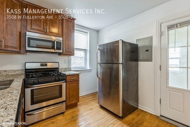 Building Photo - Virtual tours available huge logan square ...