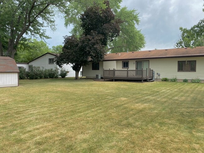 Building Photo - 120 Bunn Dr