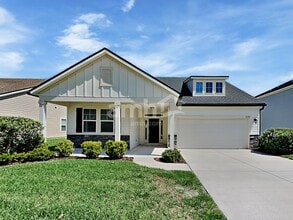 Building Photo - 3298 Roundabout Dr