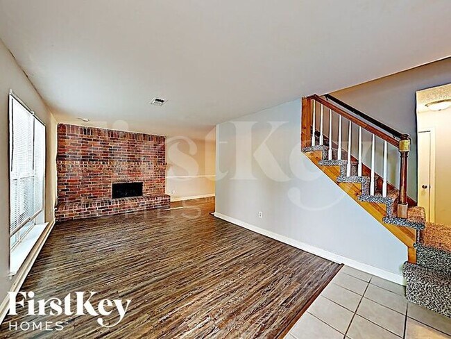 Building Photo - 7505 Evergreen Dr