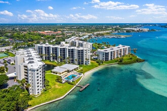 Building Photo - 19800 Sandpointe Bay Dr