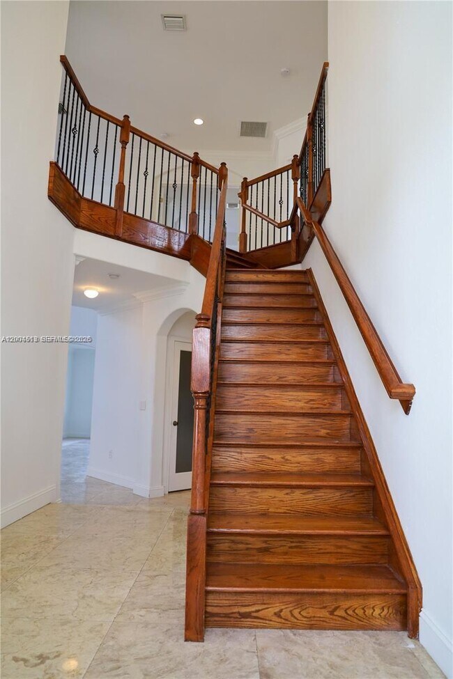 Building Photo - 16473 SW 59th Terrace