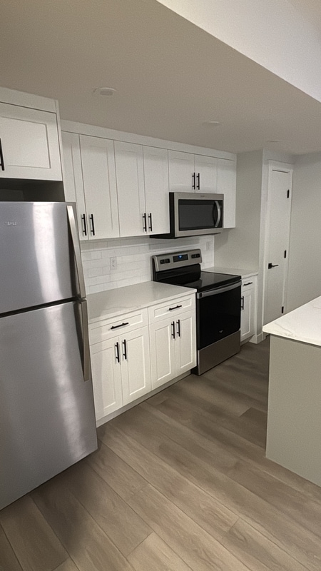 Building Photo - 11007 132 St NW