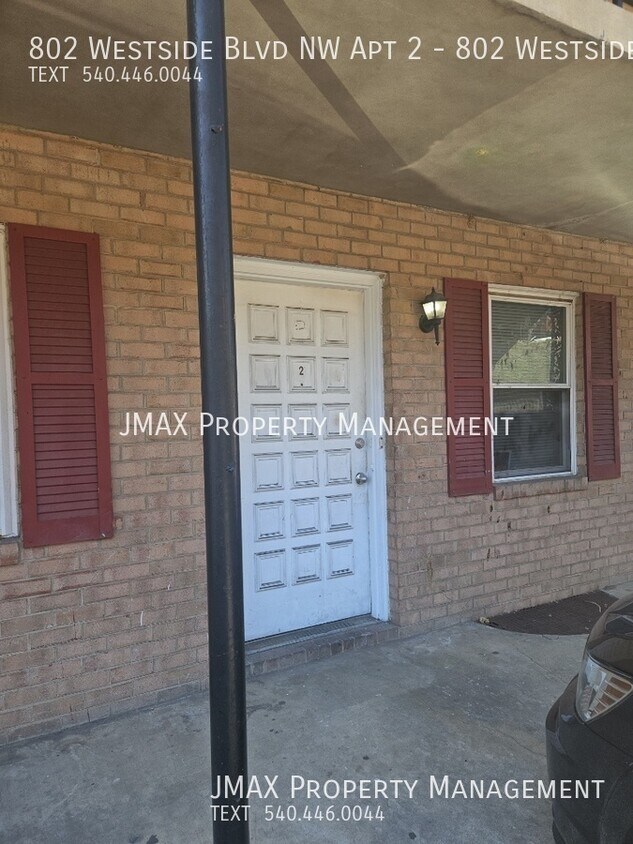 Foto principal - This property has a no security deposit op...