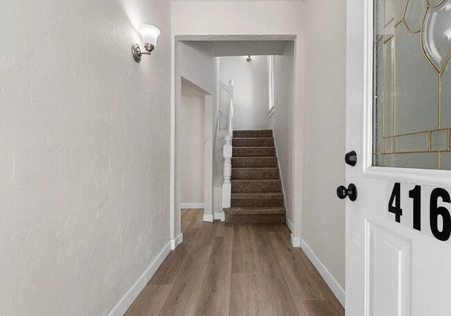 Foto del edificio - 4 Bedroom Single Family Home Available - Green Bay!