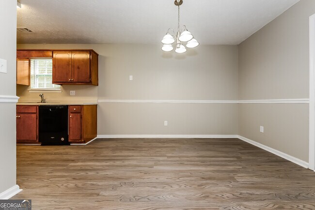 Foto del edificio - 1614 Laney Rd