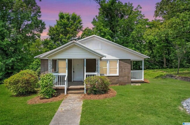 Building Photo - Newly renovated 3 bedroom, 1 bath home