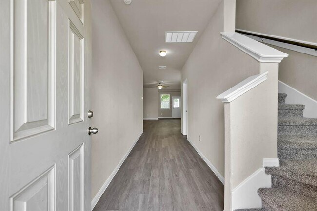 Building Photo - 4274 McGregor Blf Ln