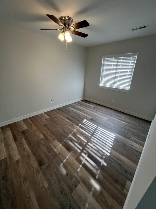 Foto del edificio - 2714 Center St