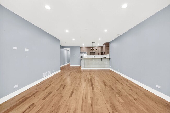 Foto del edificio - 6950 S Indiana Ave