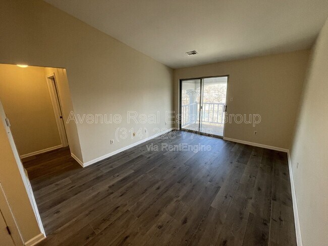 Foto del edificio - 1231 Creve Coeur Crossing Ln