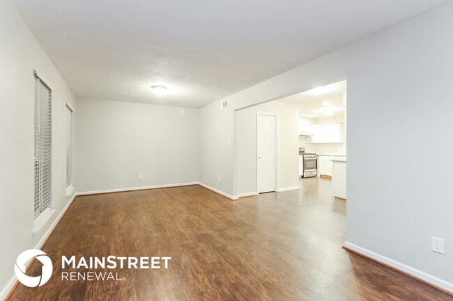 Foto del edificio - 647 Mosswood Dr