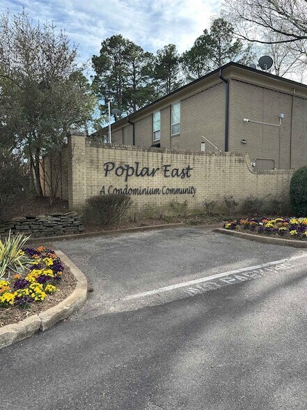 Photo - 971 June Rd