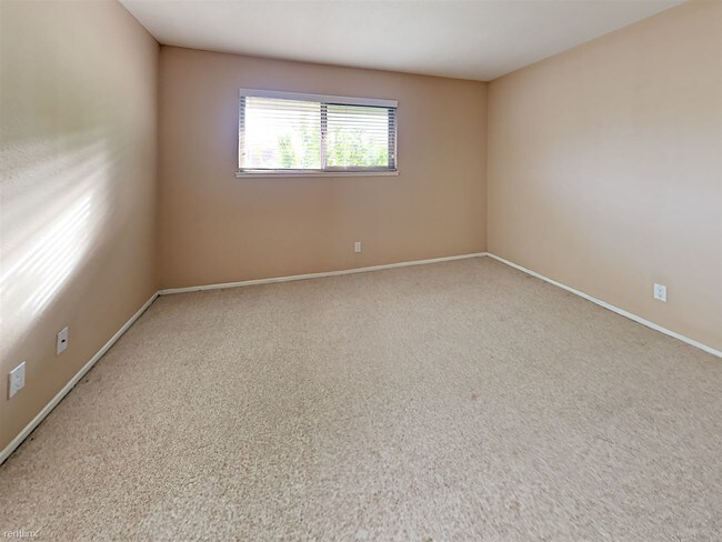 Building Photo - 3145 Loma Verde Dr