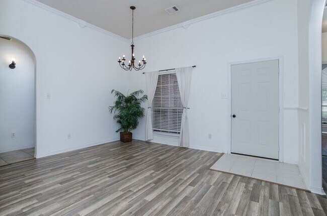 Foto del edificio - 28610 Hidden Cove Dr