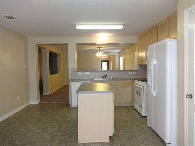 Building Photo - 20747 Cypress Post Dr