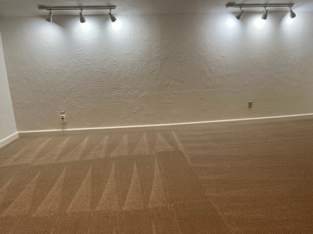 Sala de estar - 10 Montrose Ave