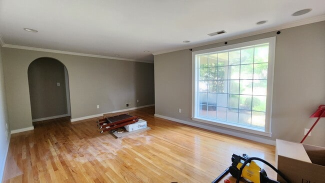 Photo - Rare Opportunity In Belle Haven Neighborhood - Yard Work Included in Rent House