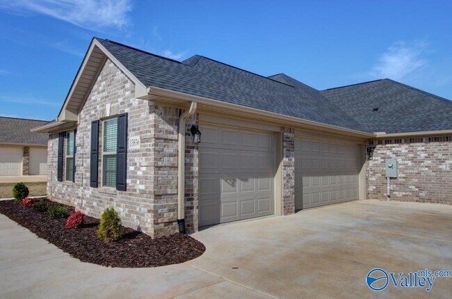 Foto del edificio - 13836 Arbor Ridge