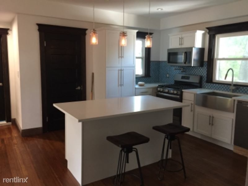 Foto principal - 3 br, 2 bath Apartment - 31 Hazelwood Rd