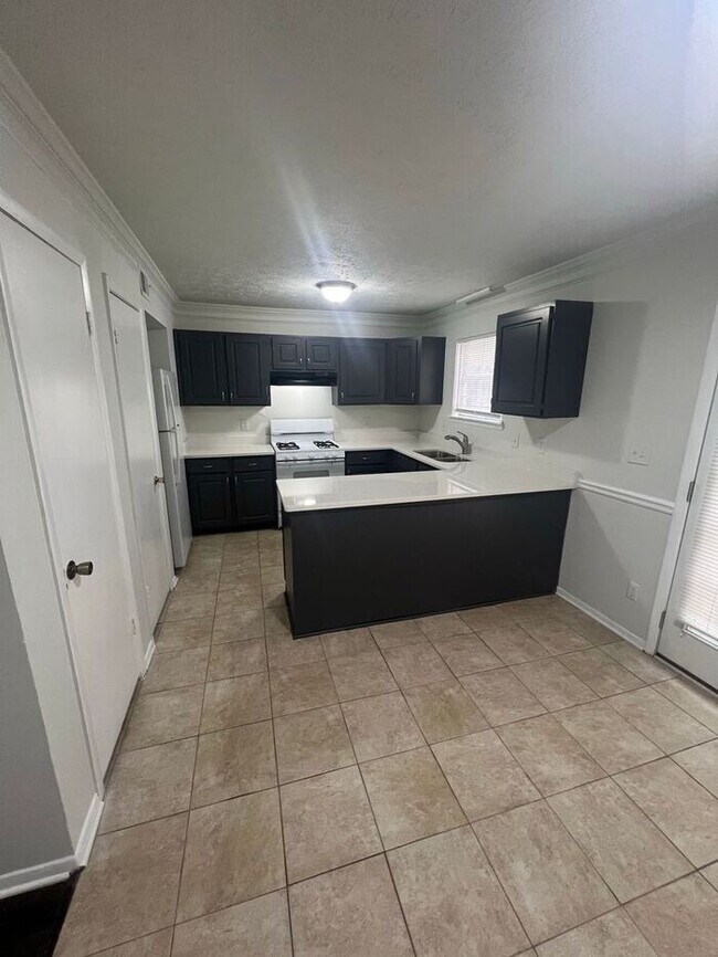 Foto del edificio - Beautiful 2 bedroom 2.5 bath townhome in Snellville!