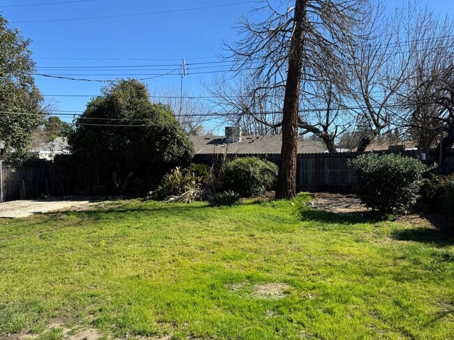 Building Photo - 3 BR/1BA | Newly Renovated Single Family Home | 1-Car Covered Parking | Large backyard