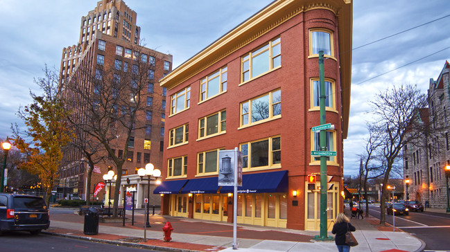 The Courier Building, Historic Luxury - 110 Montgomery St