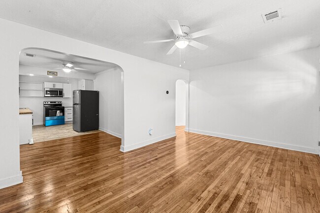 Foto del edificio - 2014 Lanier Dr