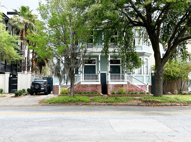Foto del edificio - 414 E Gwinnett St