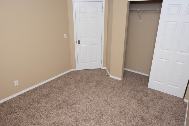 Foto del edificio - 1023 S Evergreen Rd