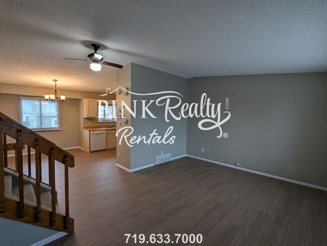 Foto del edificio - 3418 Foxridge Dr