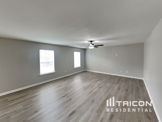 Foto del edificio - 1343 Green Turf Ln