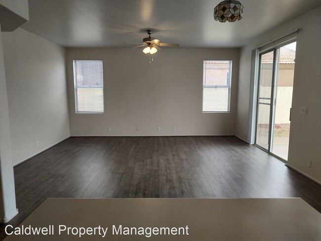 Building Photo - 3 br, 3 bath House - 6570 W. Linda Court