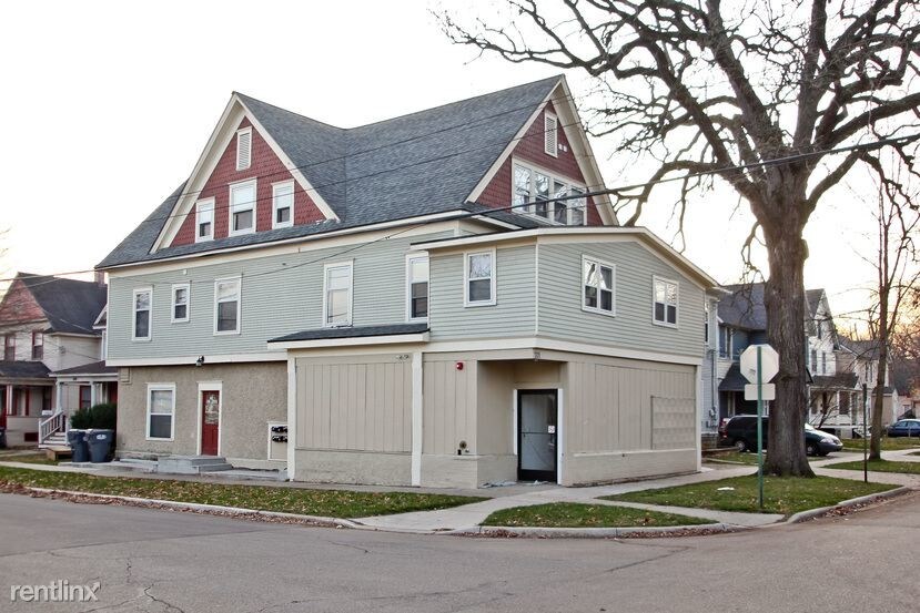 Primary Photo - 701 W Walnut St