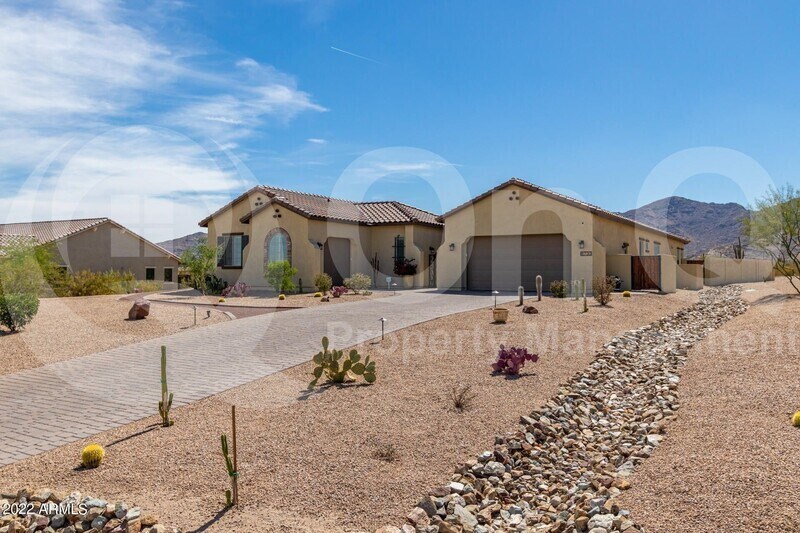 Primary Photo - 8730 N Pierre Ct