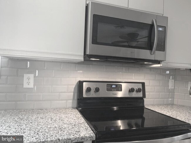 Building Photo - 112 Spring Ridge Ct