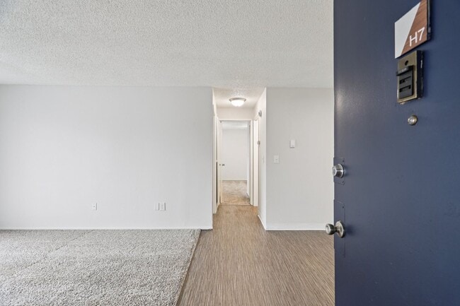 Interior Photo - Welcome Home to James Apartment Lakewood , WA