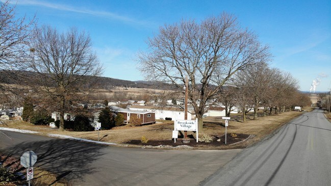 Foto del edificio - Brookside Village
