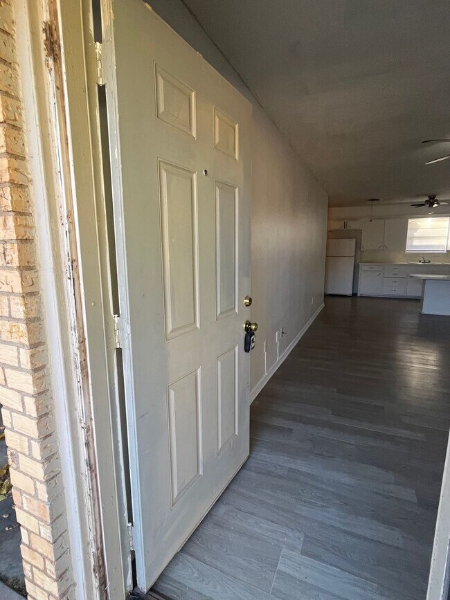 Foto del edificio - 1612 58th St