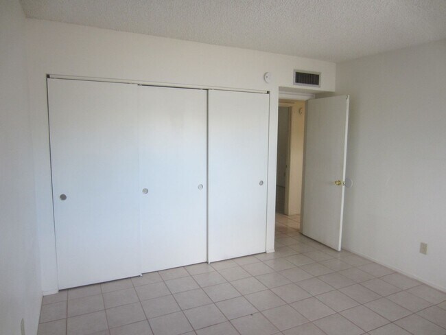 Foto del edificio - Clean & Cozy 3 Bed.  2 Bath Home With Big ...