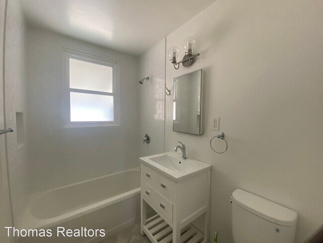 Building Photo - 2 br, 1 bath House - 7543 Eucalyptus Hill