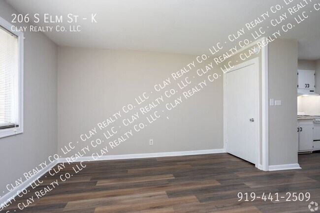 Foto del edificio - 206 S Elm St