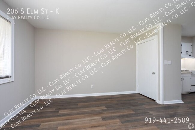 Photo - 206 S Elm St Apartment